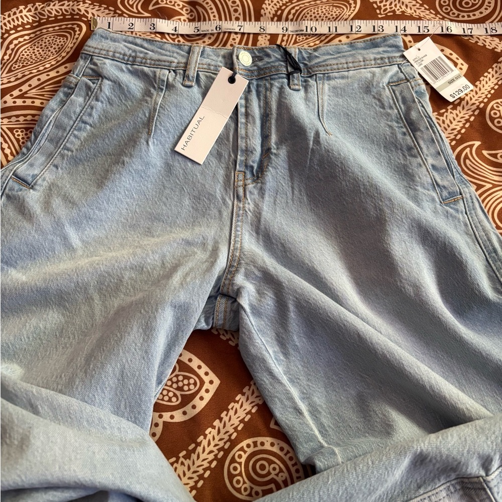 HABITUAL Relaxed Barrel Crop Jeans | Size 25 - Picture 8 of 12